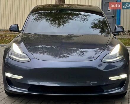 Сірий Тесла Модель 3, об'ємом двигуна 3.24 л та пробігом 154 тис. км за 17800 $, фото 4 на Automoto.ua