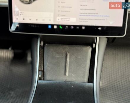 Сірий Тесла Модель 3, об'ємом двигуна 0 л та пробігом 140 тис. км за 17999 $, фото 24 на Automoto.ua