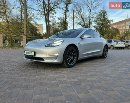 Сірий Тесла Модель 3, об'ємом двигуна 0 л та пробігом 188 тис. км за 15800 $, фото 3 на Automoto.ua