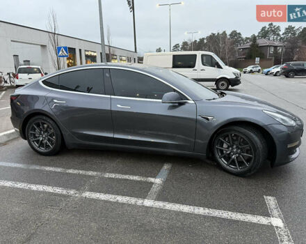 Сірий Тесла Модель 3, об'ємом двигуна 0 л та пробігом 137 тис. км за 22700 $, фото 3 на Automoto.ua