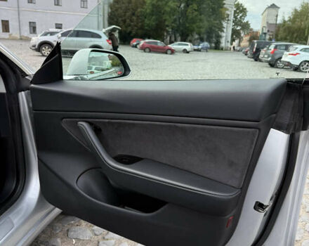 Сірий Тесла Модель 3, об'ємом двигуна 0 л та пробігом 163 тис. км за 17650 $, фото 16 на Automoto.ua