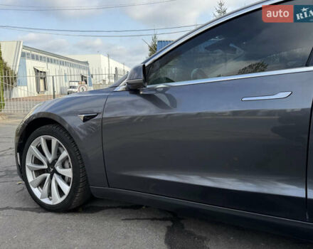 Серый Тесла Модель 3, объемом двигателя 0 л и пробегом 270 тыс. км за 14700 $, фото 24 на Automoto.ua