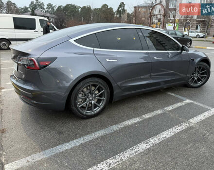 Сірий Тесла Модель 3, об'ємом двигуна 0 л та пробігом 137 тис. км за 22700 $, фото 5 на Automoto.ua