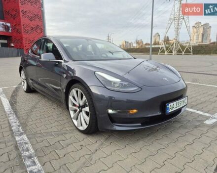 Сірий Тесла Модель 3, об'ємом двигуна 0 л та пробігом 98 тис. км за 19999 $, фото 16 на Automoto.ua