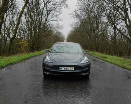 Серый Тесла Модель 3, объемом двигателя 0 л и пробегом 144 тыс. км за 16500 $, фото 1 на Automoto.ua