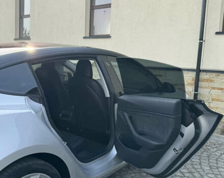 Серый Тесла Модель 3, объемом двигателя 0 л и пробегом 84 тыс. км за 17400 $, фото 34 на Automoto.ua