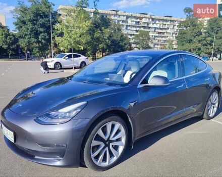 Серый Тесла Модель 3, объемом двигателя 0 л и пробегом 62 тыс. км за 16900 $, фото 2 на Automoto.ua