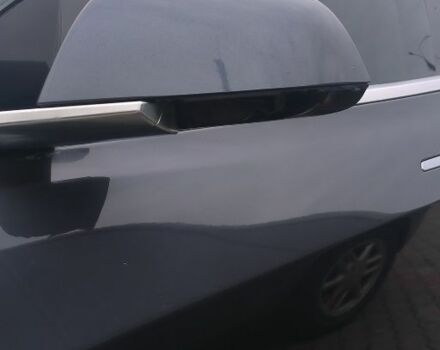 Серый Тесла Модель 3, объемом двигателя 0 л и пробегом 182 тыс. км за 15000 $, фото 11 на Automoto.ua