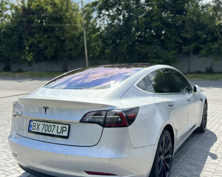 Тесла Модель 3 2018 в Каменце-Подольском на Automoto.ua Серый Тесла Модель 3, объемом двигателя 0 л и пробегом 180 тыс. км за 17300 $, фото 12 на Automoto.ua