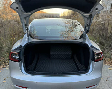 Серый Тесла Модель 3, объемом двигателя 0 л и пробегом 138 тыс. км за 17300 $, фото 15 на Automoto.ua