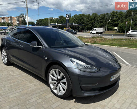 Серый Тесла Модель 3, объемом двигателя 0 л и пробегом 103 тыс. км за 17500 $, фото 11 на Automoto.ua