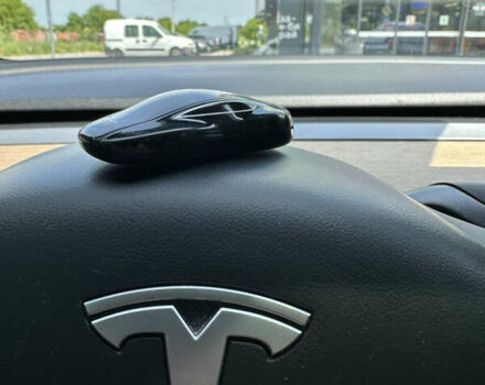 Серый Тесла Модель 3, объемом двигателя 0 л и пробегом 91 тыс. км за 29999 $, фото 10 на Automoto.ua