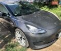 Серый Тесла Модель 3, объемом двигателя 0 л и пробегом 74 тыс. км за 15500 $, фото 1 на Automoto.ua