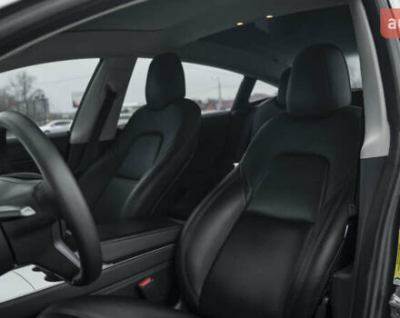 Сірий Тесла Модель 3, об'ємом двигуна 0 л та пробігом 150 тис. км за 19000 $, фото 13 на Automoto.ua