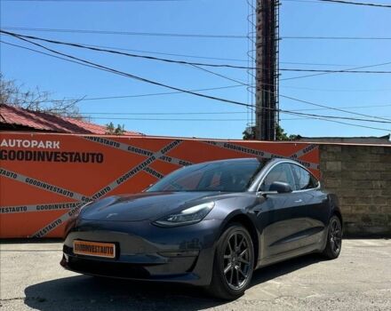 Серый Тесла Модель 3, объемом двигателя 0 л и пробегом 100 тыс. км за 1000 $, фото 1 на Automoto.ua