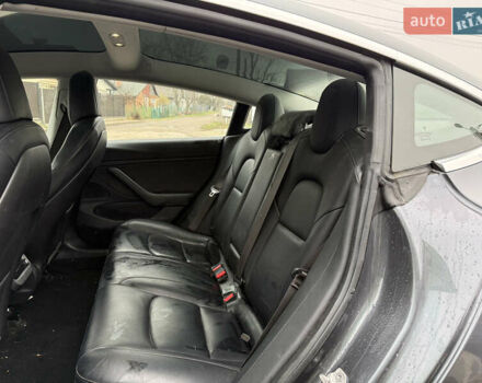 Сірий Тесла Модель 3, об'ємом двигуна 0 л та пробігом 225 тис. км за 13750 $, фото 12 на Automoto.ua