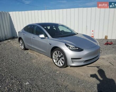 Серый Тесла Модель 3, объемом двигателя 0 л и пробегом 144 тыс. км за 5490 $, фото 3 на Automoto.ua