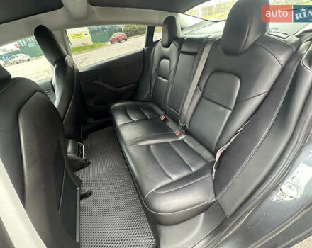 Сірий Тесла Модель 3, об'ємом двигуна 0 л та пробігом 150 тис. км за 13999 $, фото 20 на Automoto.ua