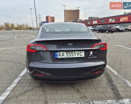 Сірий Тесла Модель 3, об'ємом двигуна 0 л та пробігом 98 тис. км за 19999 $, фото 7 на Automoto.ua