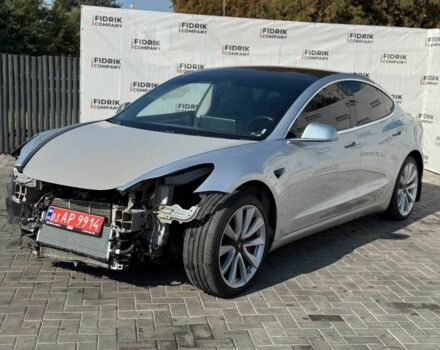 Сірий Тесла Модель 3, об'ємом двигуна 0 л та пробігом 160 тис. км за 11700 $, фото 1 на Automoto.ua