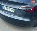 Серый Тесла Модель 3, объемом двигателя 0 л и пробегом 42 тыс. км за 16000 $, фото 4 на Automoto.ua