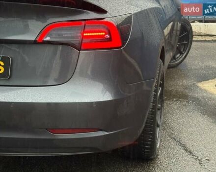 Серый Тесла Модель 3, объемом двигателя 0 л и пробегом 162 тыс. км за 13999 $, фото 19 на Automoto.ua