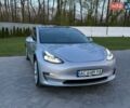 Серый Тесла Модель 3, объемом двигателя 0 л и пробегом 183 тыс. км за 13700 $, фото 3 на Automoto.ua
