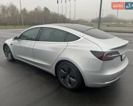 Сірий Тесла Модель 3, об'ємом двигуна 0 л та пробігом 163 тис. км за 16400 $, фото 6 на Automoto.ua