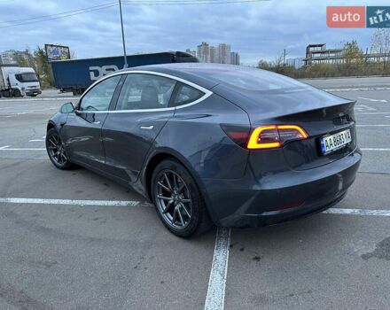 Сірий Тесла Модель 3, об'ємом двигуна 0 л та пробігом 82 тис. км за 15999 $, фото 7 на Automoto.ua