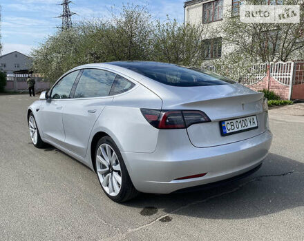 Серый Тесла Модель 3, объемом двигателя 0 л и пробегом 49 тыс. км за 30500 $, фото 4 на Automoto.ua