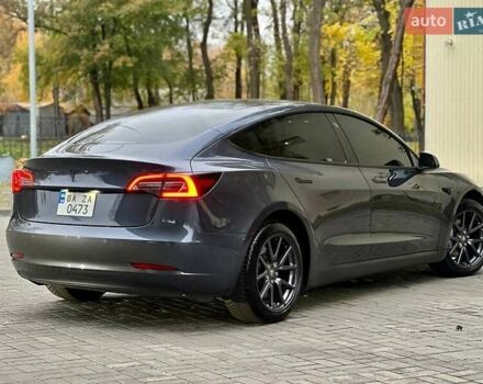 Сірий Тесла Модель 3, об'ємом двигуна 3.24 л та пробігом 154 тис. км за 17800 $, фото 5 на Automoto.ua