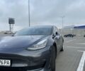 Серый Тесла Модель 3, объемом двигателя 0 л и пробегом 70 тыс. км за 20900 $, фото 6 на Automoto.ua