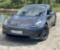 Тесла Модель 3 2018 у Житомирі на Automoto.ua Сірий Тесла Модель 3, об'ємом двигуна 0 л та пробігом 65 тис. км за 23200 $, фото 1 на Automoto.ua