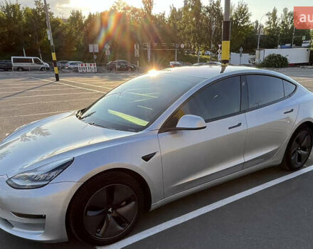 Серый Тесла Модель 3, объемом двигателя 0 л и пробегом 75 тыс. км за 18500 $, фото 1 на Automoto.ua