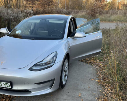 Серый Тесла Модель 3, объемом двигателя 0 л и пробегом 138 тыс. км за 17300 $, фото 5 на Automoto.ua