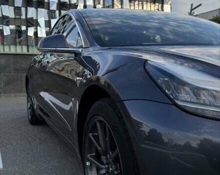 Сірий Тесла Модель 3, об'ємом двигуна 0 л та пробігом 125 тис. км за 17699 $, фото 16 на Automoto.ua