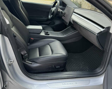 Серый Тесла Модель 3, объемом двигателя 0 л и пробегом 84 тыс. км за 17400 $, фото 44 на Automoto.ua