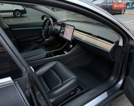 Сірий Тесла Модель 3, об'ємом двигуна 0 л та пробігом 137 тис. км за 22700 $, фото 16 на Automoto.ua