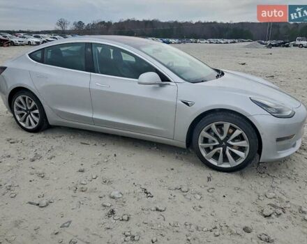 Серый Тесла Модель 3, объемом двигателя 0 л и пробегом 86 тыс. км за 11015 $, фото 4 на Automoto.ua
