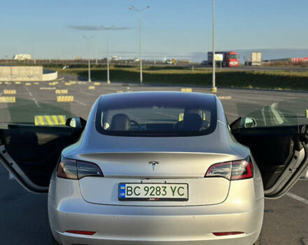 Серый Тесла Модель 3, объемом двигателя 0 л и пробегом 71 тыс. км за 17400 $, фото 12 на Automoto.ua