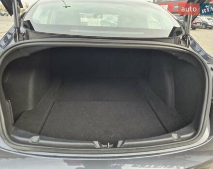 Сірий Тесла Модель 3, об'ємом двигуна 0 л та пробігом 98 тис. км за 19999 $, фото 21 на Automoto.ua