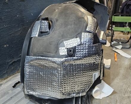 Серый Тесла Модель 3, объемом двигателя 0 л и пробегом 95 тыс. км за 22000 $, фото 18 на Automoto.ua