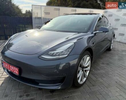 Серый Тесла Модель 3, объемом двигателя 0 л и пробегом 178 тыс. км за 13700 $, фото 1 на Automoto.ua