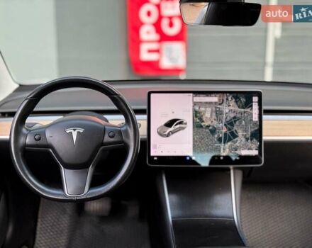 Сірий Тесла Модель 3, об'ємом двигуна 0 л та пробігом 140 тис. км за 17999 $, фото 17 на Automoto.ua