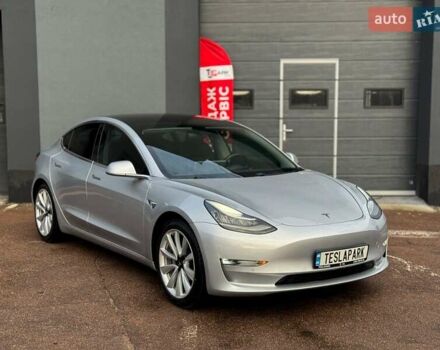 Сірий Тесла Модель 3, об'ємом двигуна 0 л та пробігом 140 тис. км за 17999 $, фото 11 на Automoto.ua