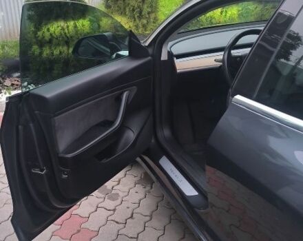 Серый Тесла Модель 3, объемом двигателя 0 л и пробегом 182 тыс. км за 15000 $, фото 9 на Automoto.ua