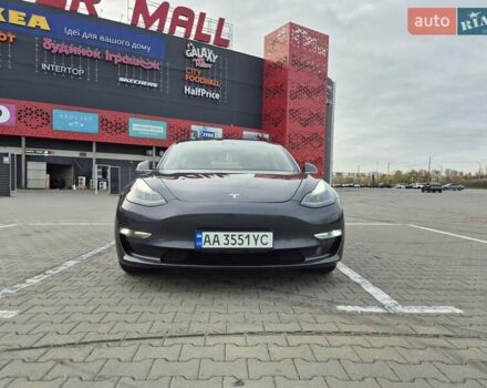 Сірий Тесла Модель 3, об'ємом двигуна 0 л та пробігом 98 тис. км за 19999 $, фото 6 на Automoto.ua