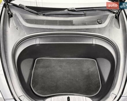 Сірий Тесла Модель 3, об'ємом двигуна 0 л та пробігом 224 тис. км за 13800 $, фото 23 на Automoto.ua