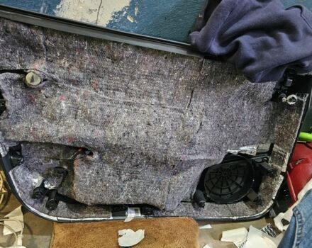 Сірий Тесла Модель 3, об'ємом двигуна 0 л та пробігом 95 тис. км за 23000 $, фото 17 на Automoto.ua