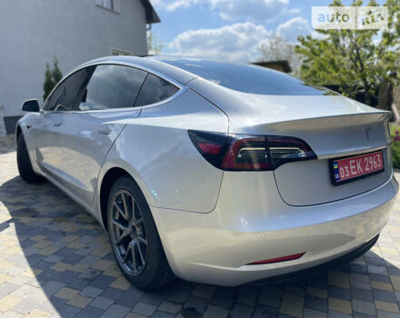 Серый Тесла Модель 3, объемом двигателя 0 л и пробегом 20 тыс. км за 23500 $, фото 8 на Automoto.ua